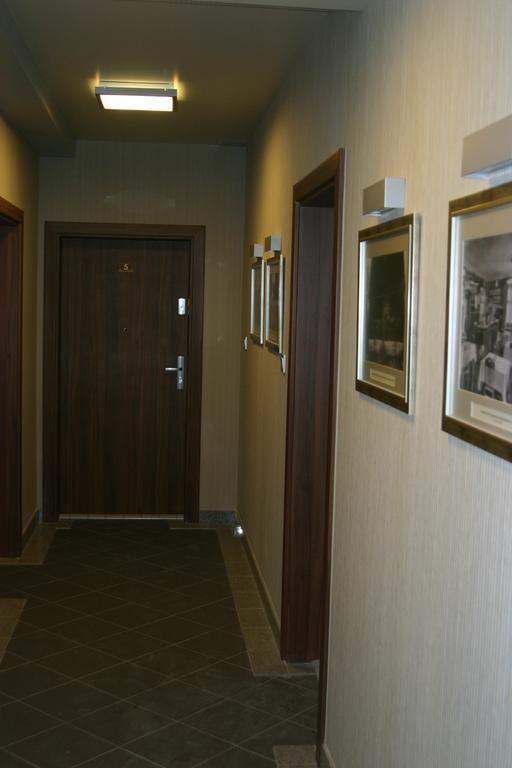 Apartament Z Ogrodem ポラニツァ・ズドゥルイ エクステリア 写真