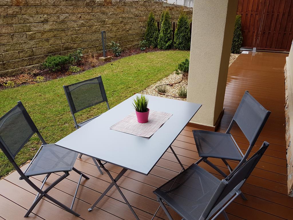 Apartament Z Ogrodem ポラニツァ・ズドゥルイ エクステリア 写真